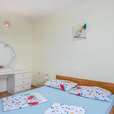 Apartament 2 Bedroom Cozy In 1
