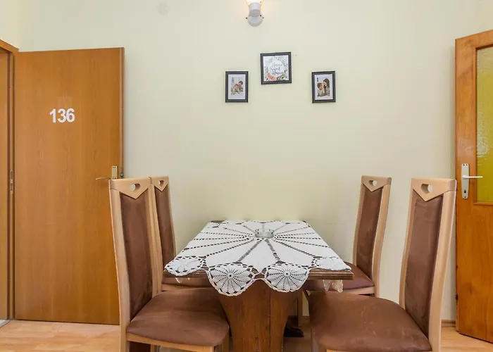 Beautiful In 1 Apartment Stara Baška