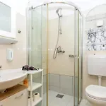 Beautiful In 1 Appartement *